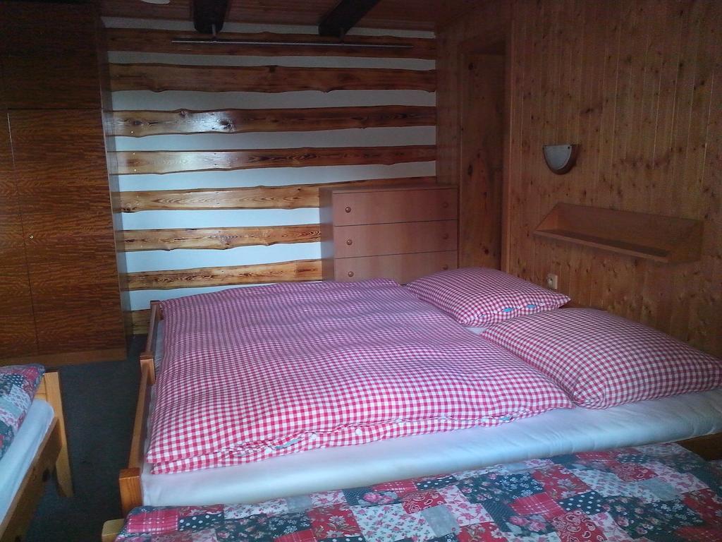 Chalupa Erika Dobšín Rum bild